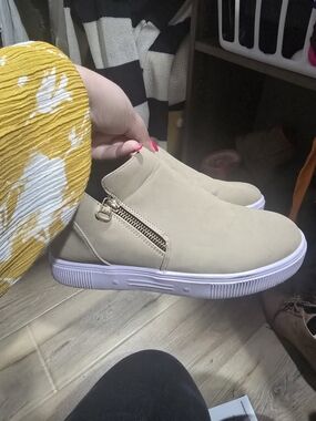 Beige Zip-Accent Slip-On Sneakers